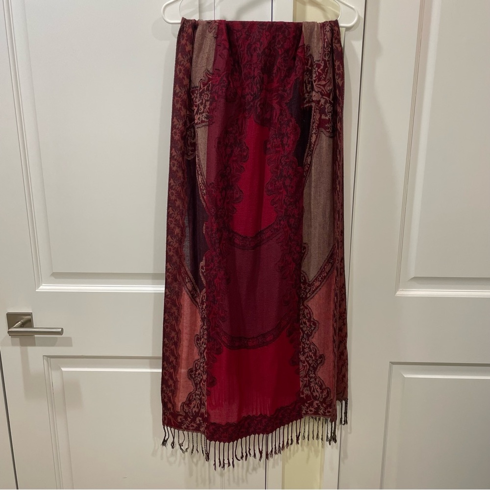 Red / Burgundy Wrap